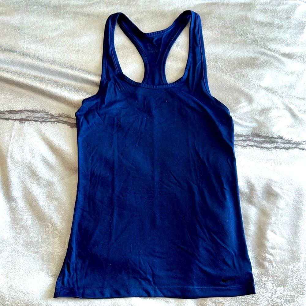 Nike dryfit racerback sleeveless top